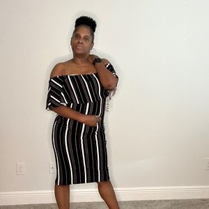 Almost Famous, large, striped form fitting dress